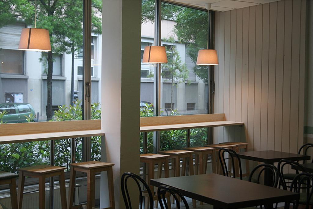 格勒诺布尔凯里亚德直营酒店 外观 照片